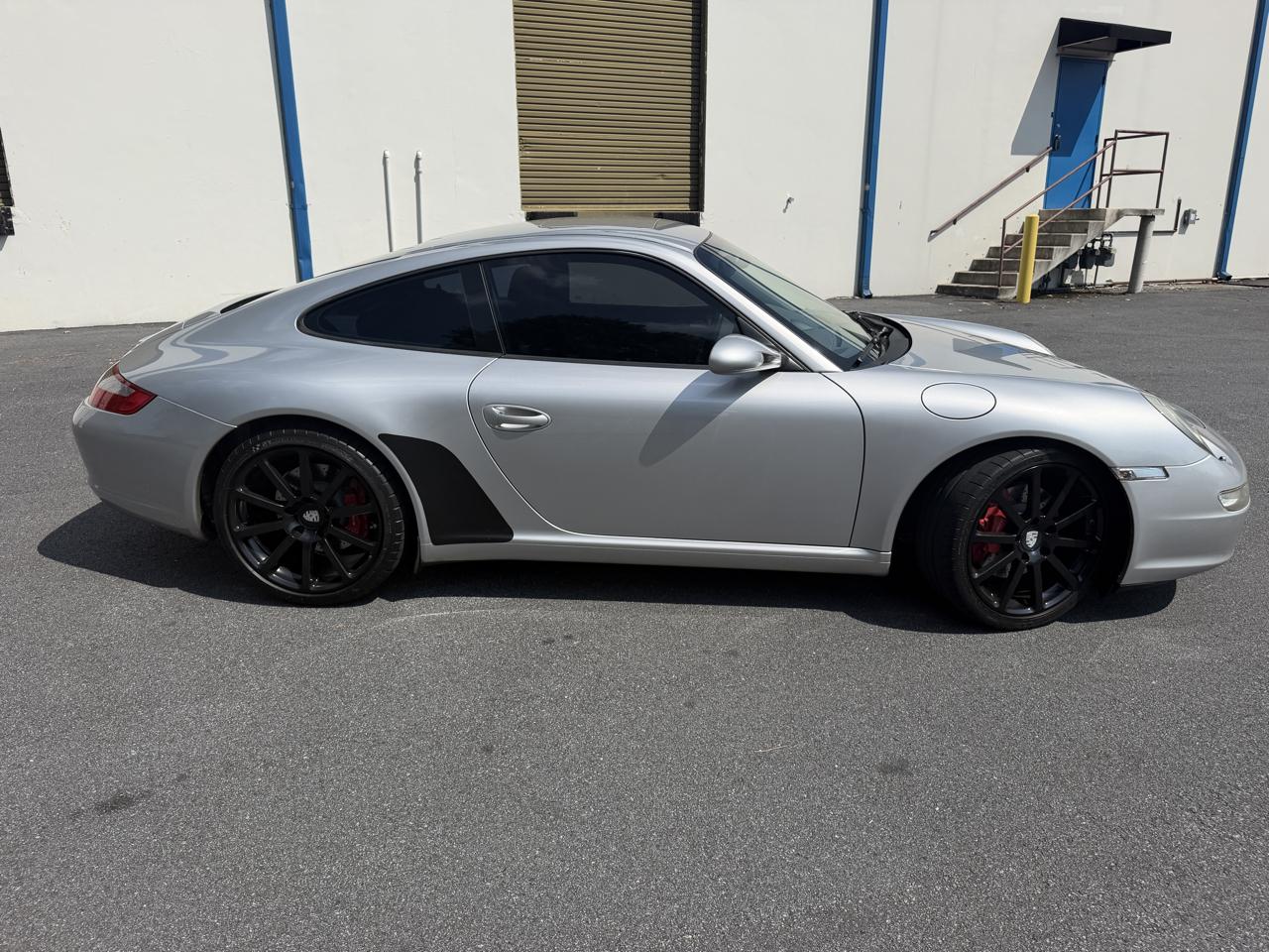 Porsche 911 2dr Cpe Carrera S 997 2005