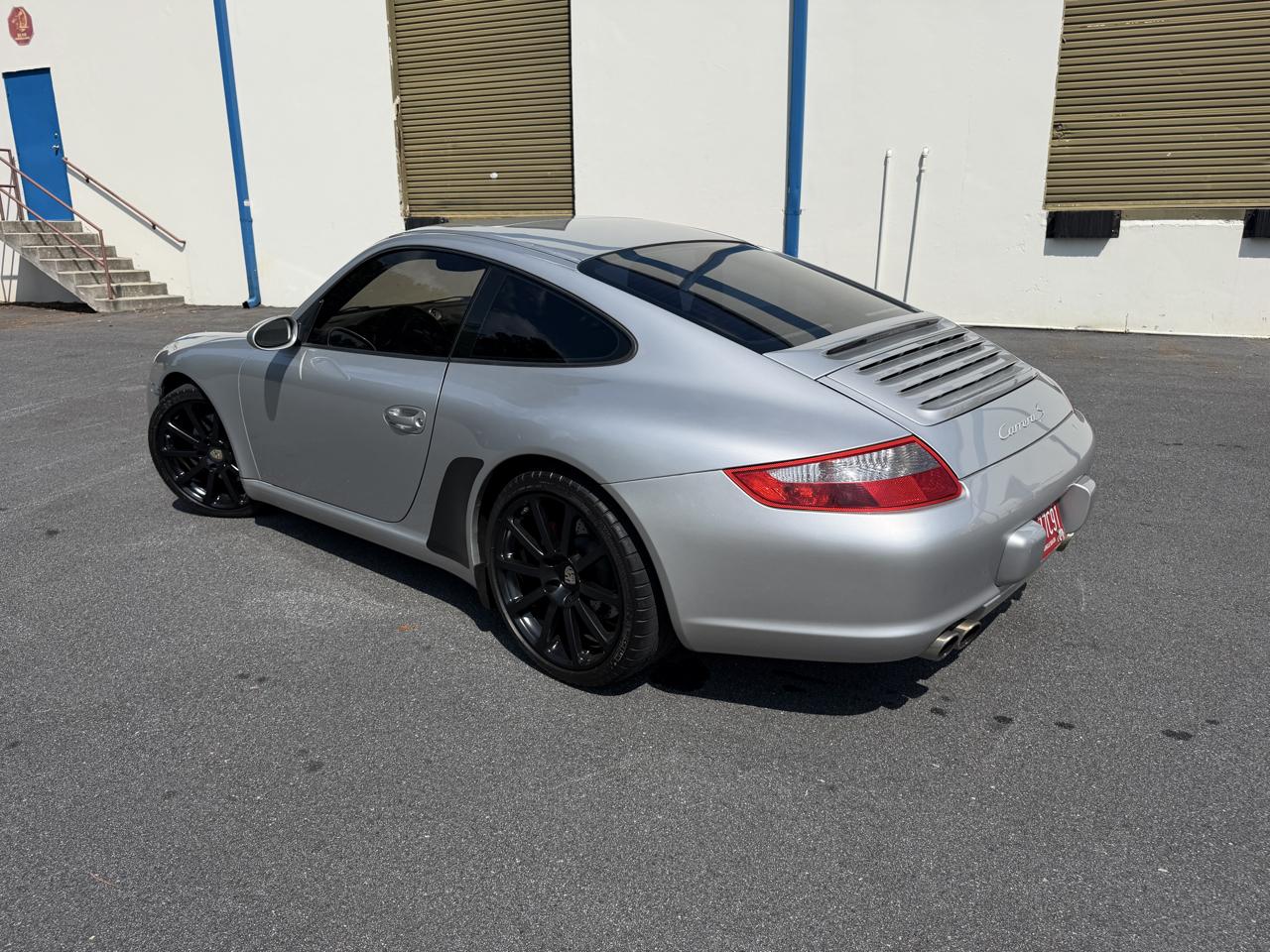 Porsche 911 2dr Cpe Carrera S 997 2005