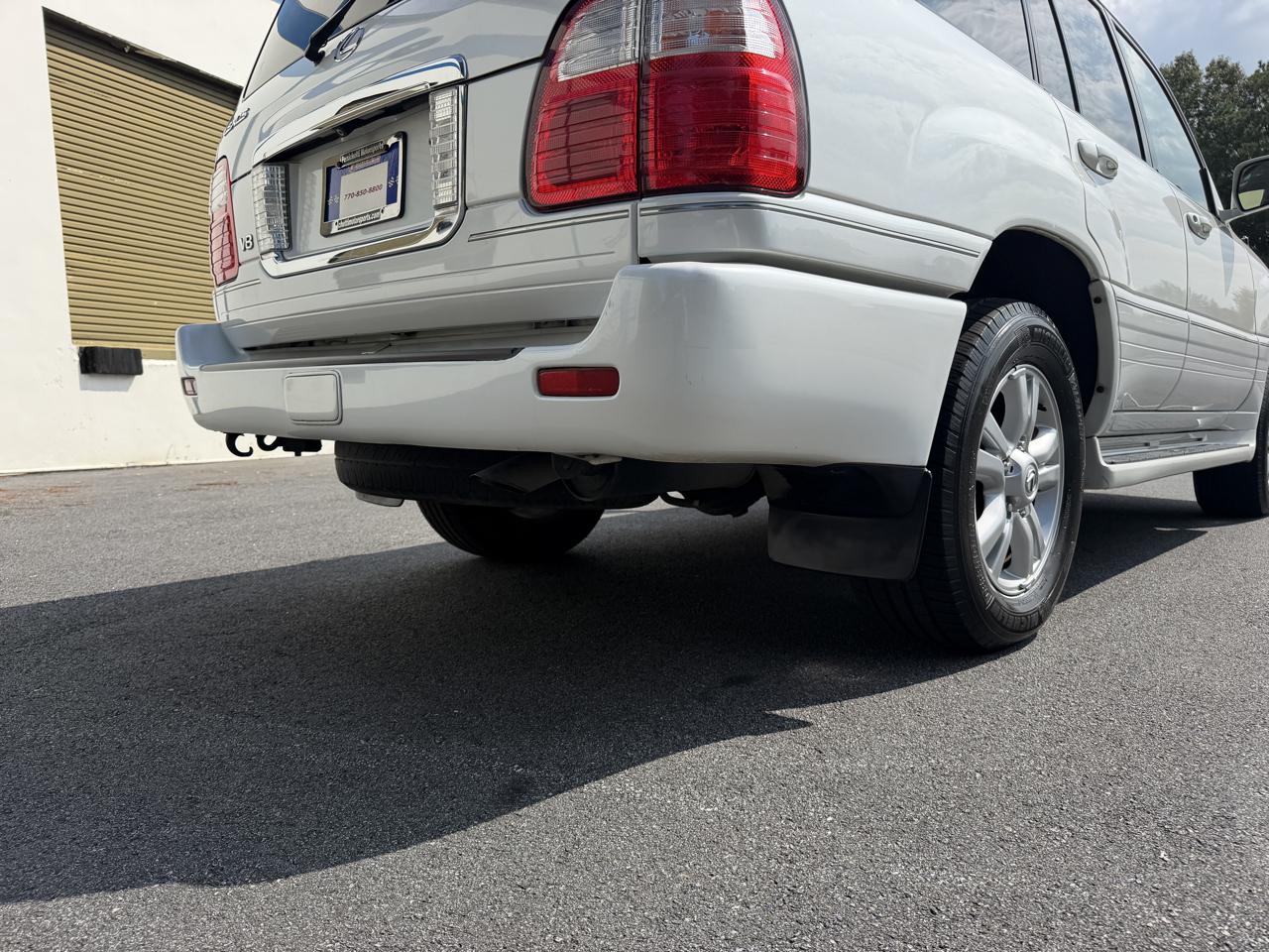 Lexus LX 470 4dr SUV 2004