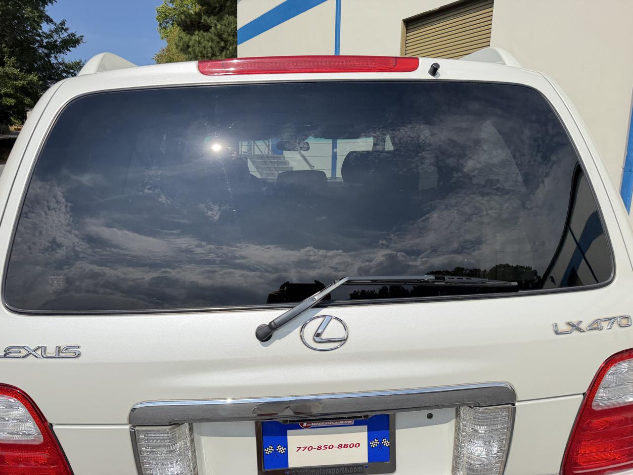 Lexus LX 470 4dr SUV 2004