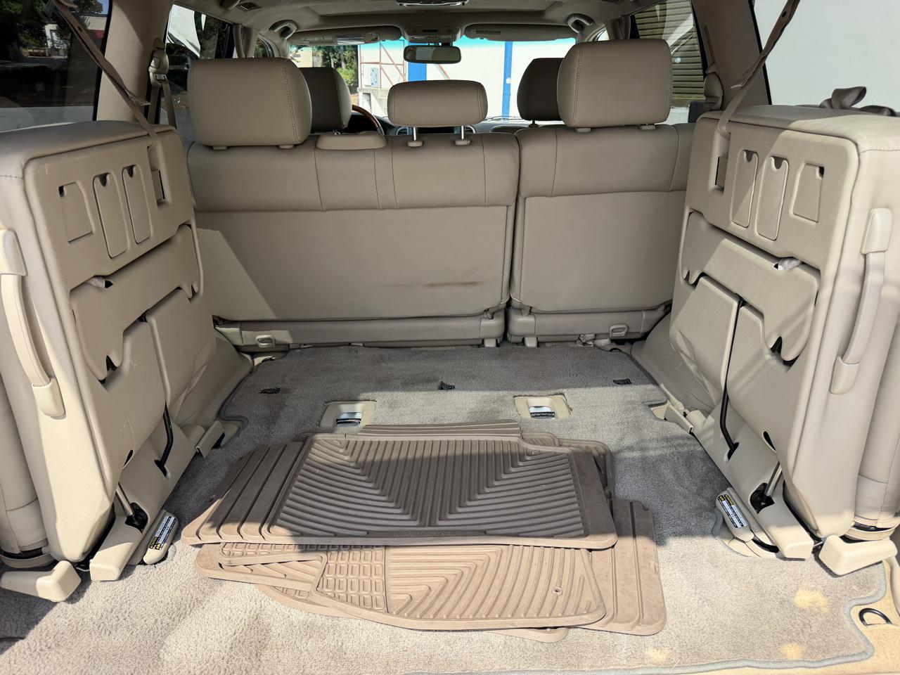 Lexus LX 470 4dr SUV 2004