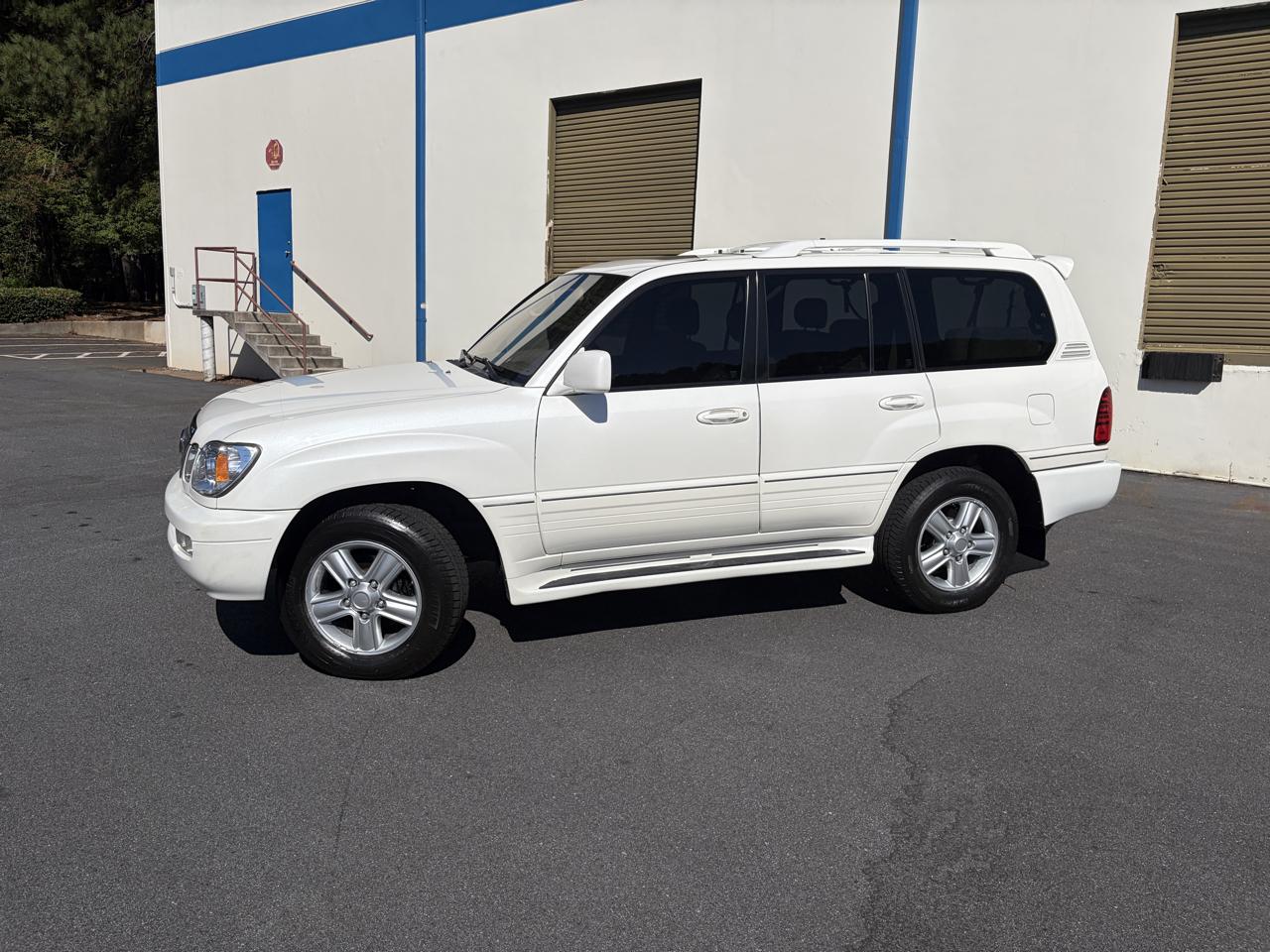 Lexus LX 470 4dr SUV 2006
