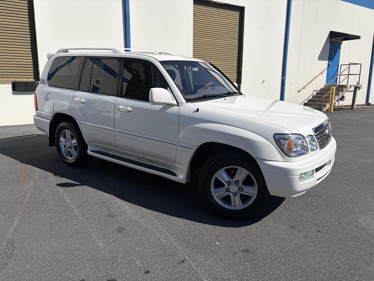 Lexus LX 470 4dr SUV 2006