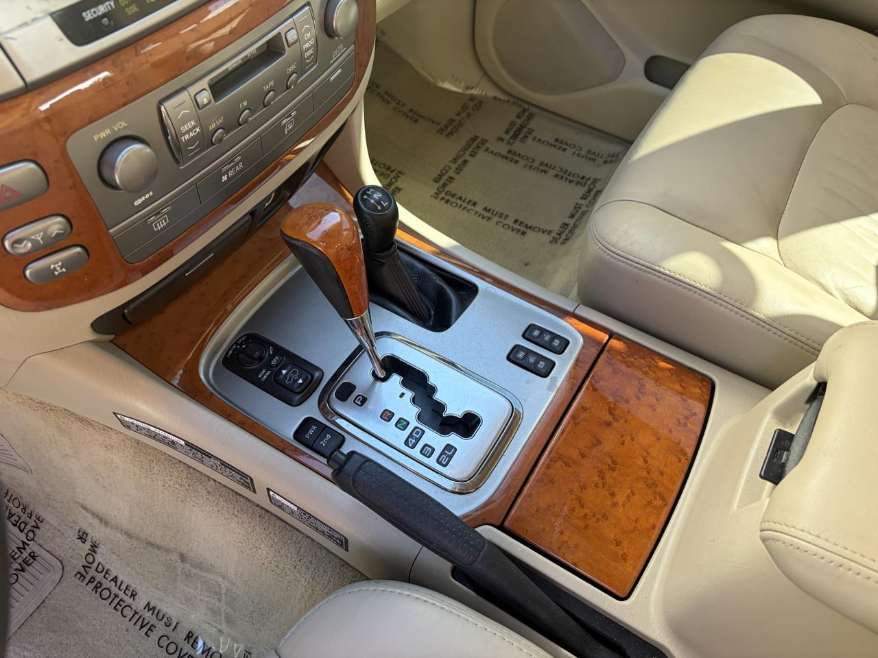 Lexus LX 470 4dr SUV 2006