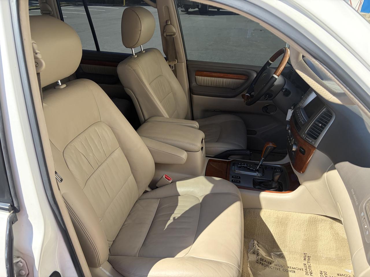 Lexus LX 470 4dr SUV 2006