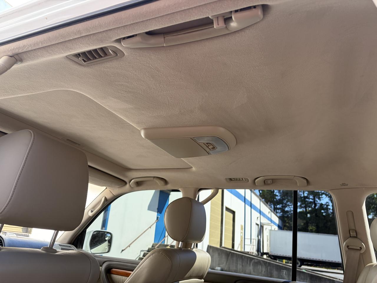Lexus LX 470 4dr SUV 2006