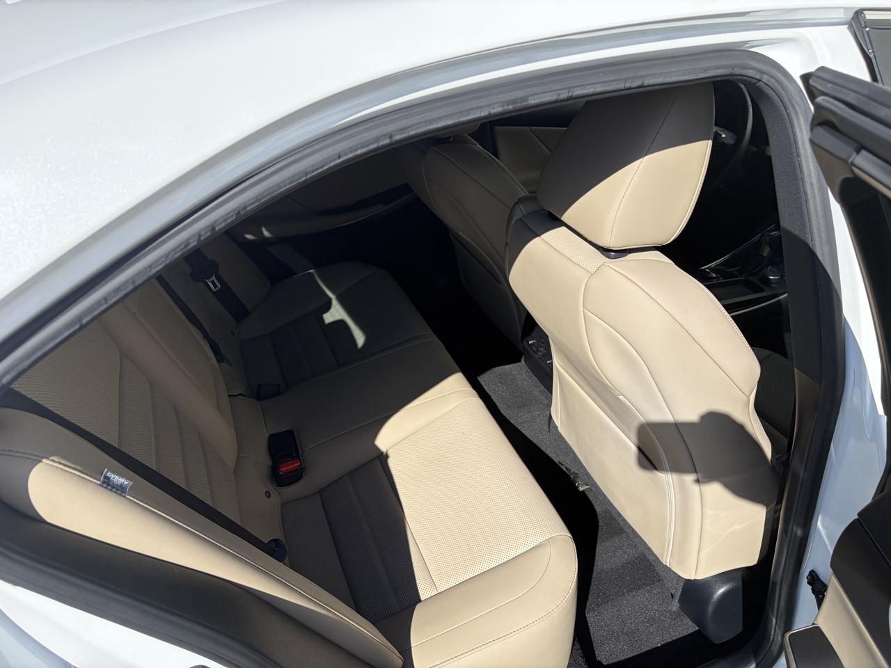 Lexus IS 300  2019
