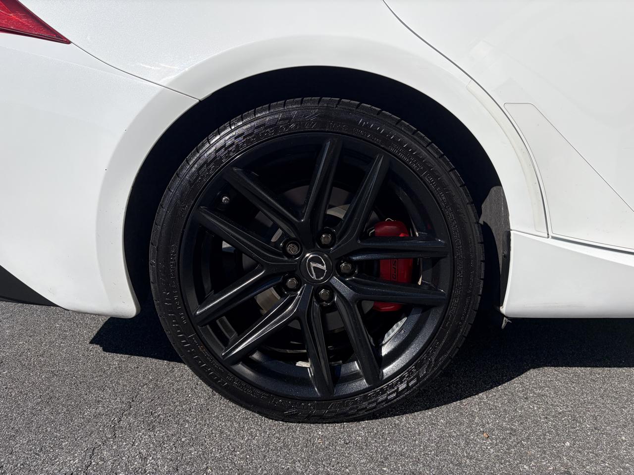 Lexus IS 300  2019