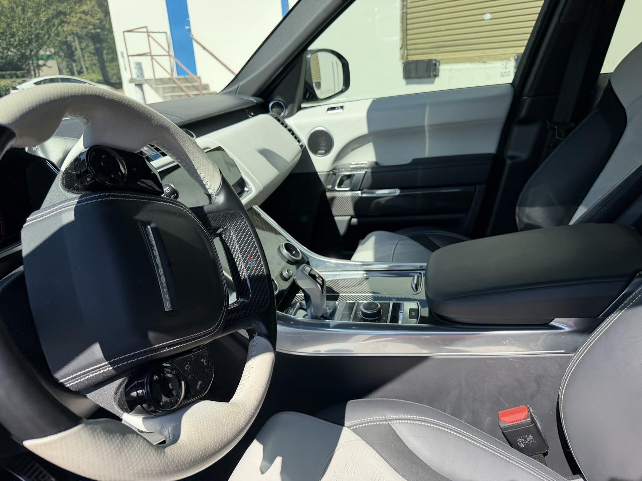 Land Rover Range Rover Sport V8 Supercharged SVR 2022
