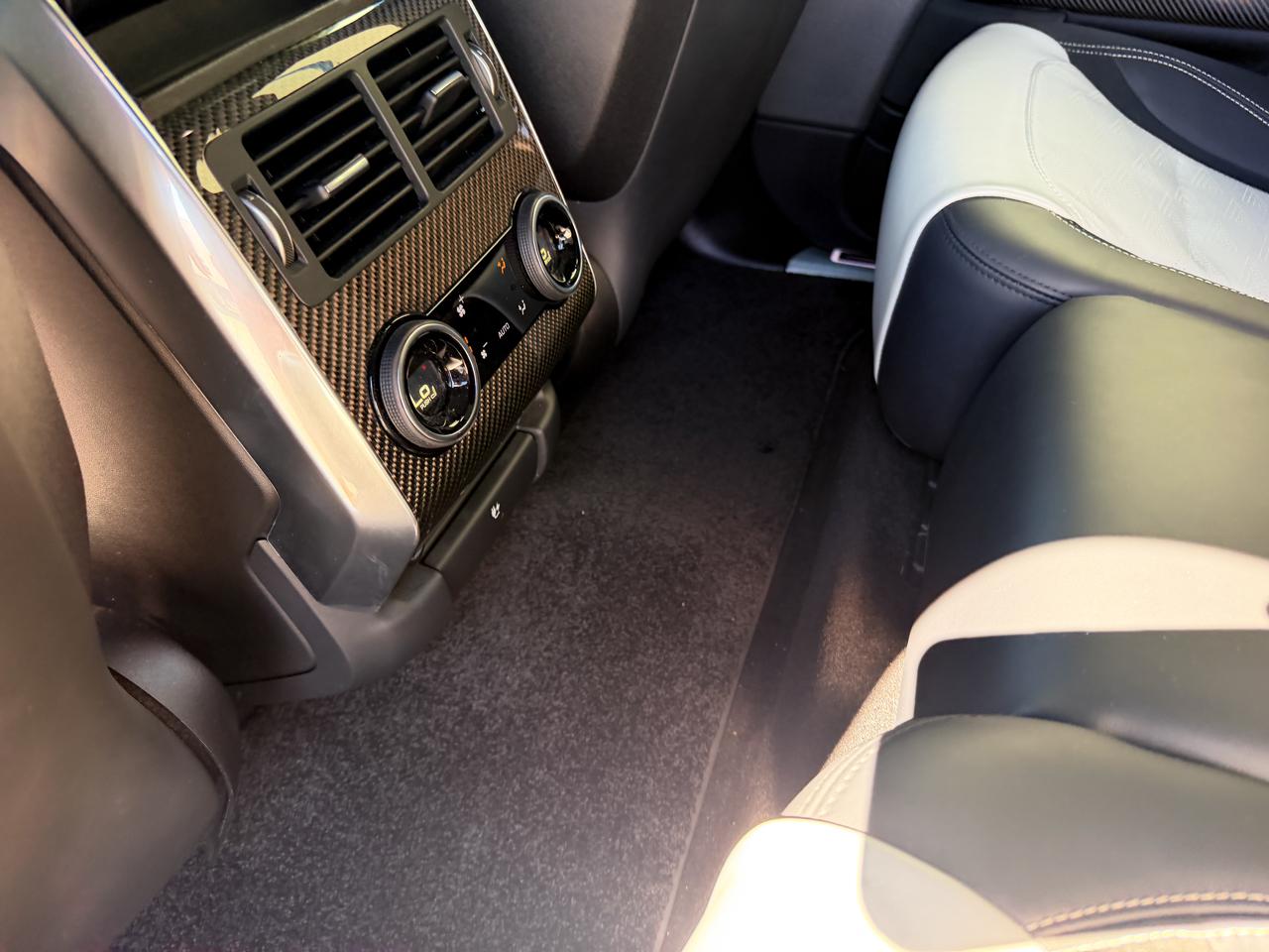 Land Rover Range Rover Sport V8 Supercharged SVR 2022