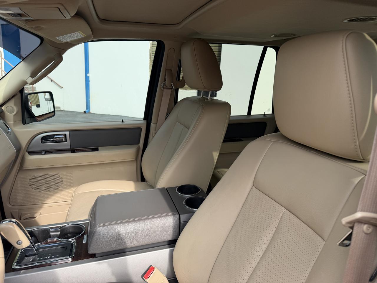 Ford Expedition 2WD 4dr XLT 2014