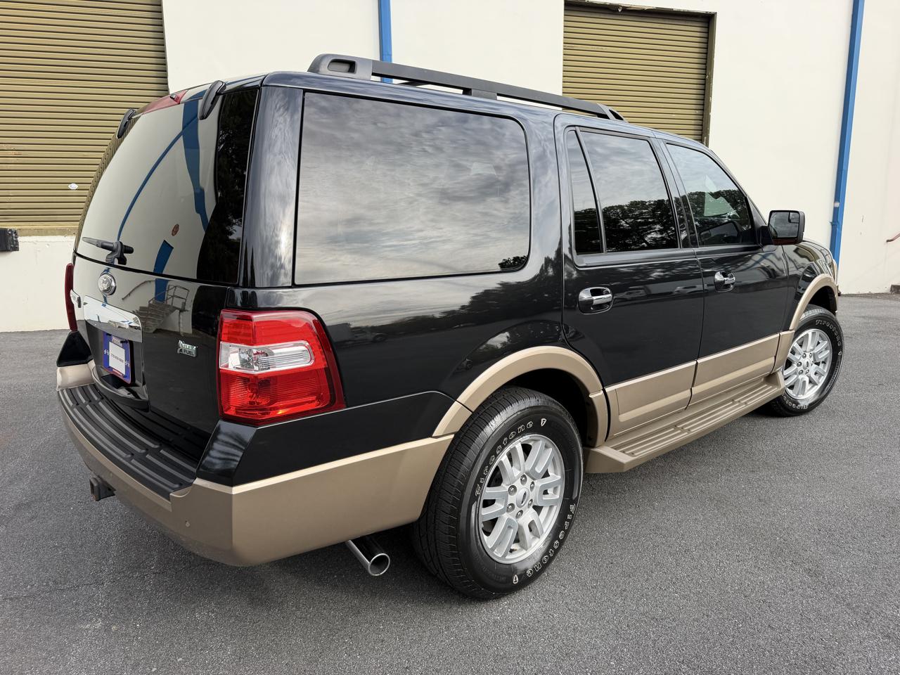Ford Expedition 2WD 4dr XLT 2014