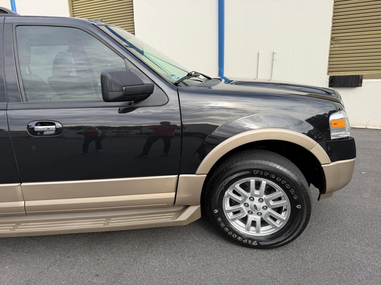 Ford Expedition 2WD 4dr XLT 2014
