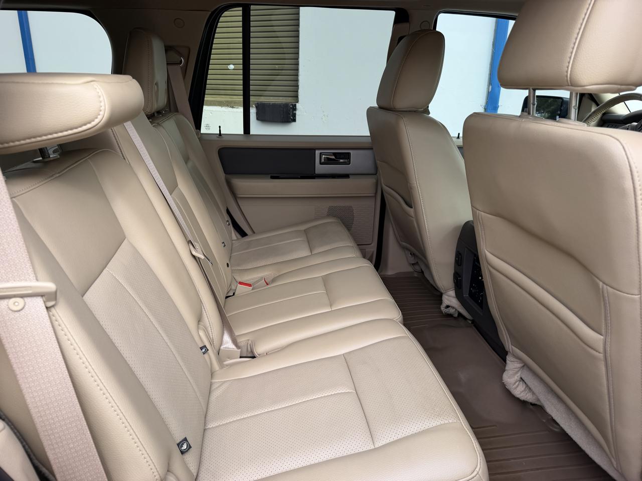 Ford Expedition 2WD 4dr XLT 2014