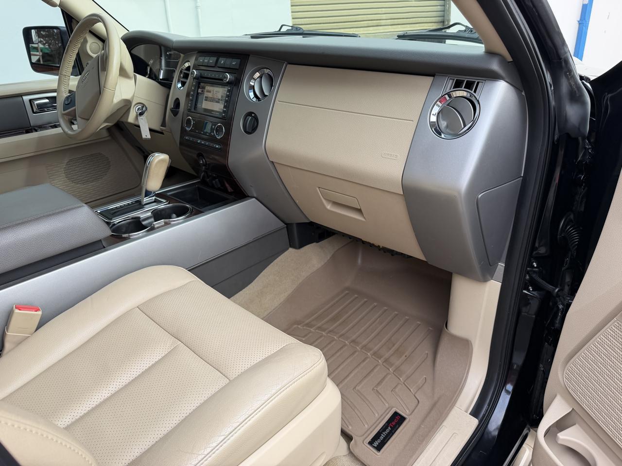 Ford Expedition 2WD 4dr XLT 2014