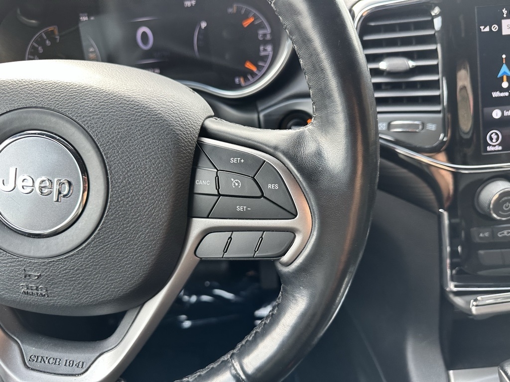 Jeep Grand Cherokee Laredo X 4x4 2021