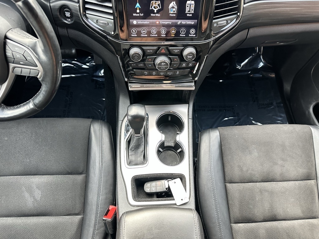 Jeep Grand Cherokee Laredo X 4x4 2021