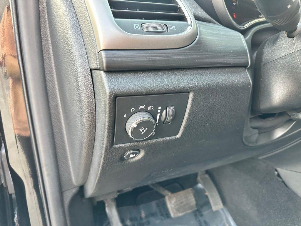 Jeep Grand Cherokee Laredo X 4x4 2021