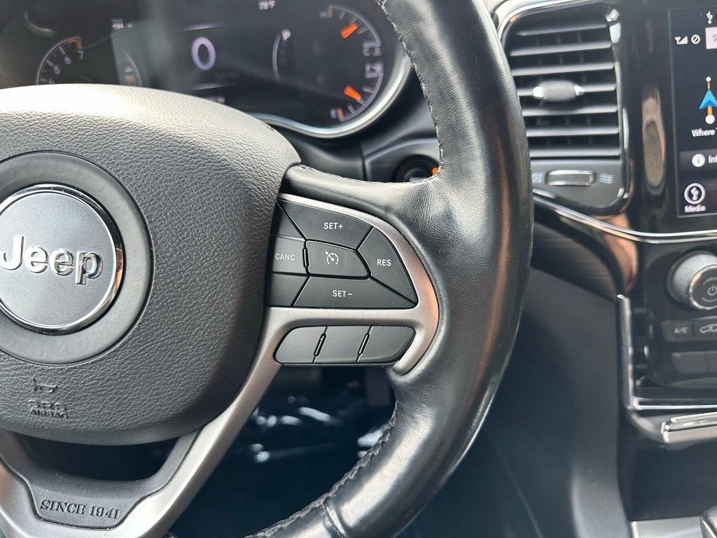 Jeep Grand Cherokee Laredo X 4x4 2021