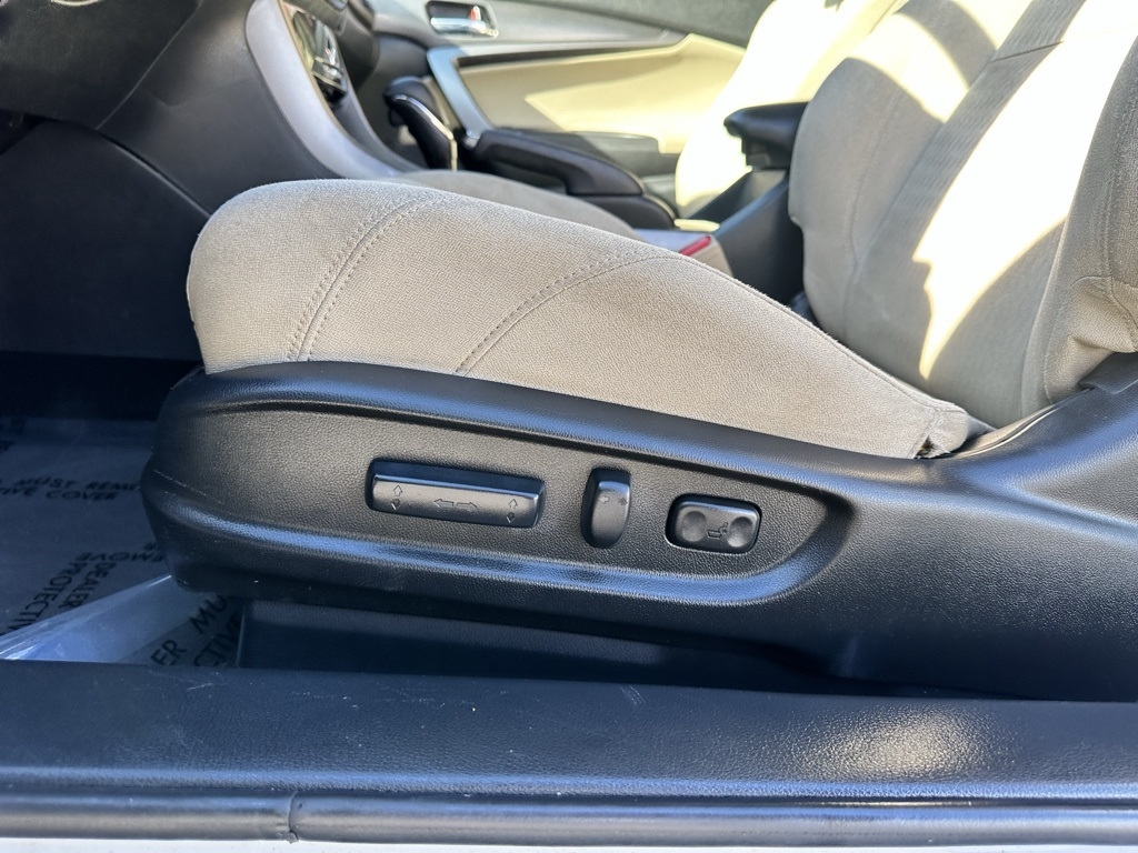 Honda Accord Coupe 2dr I4 CVT EX 2016