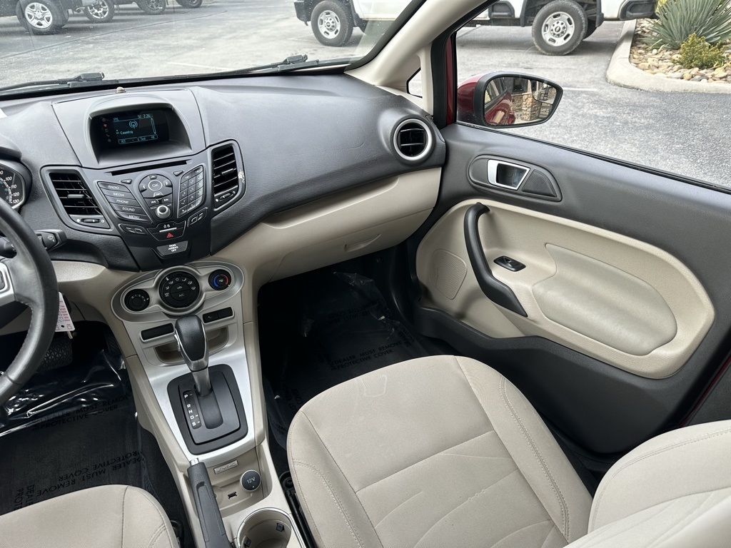 Ford Fiesta 4dr Sdn SE 2016