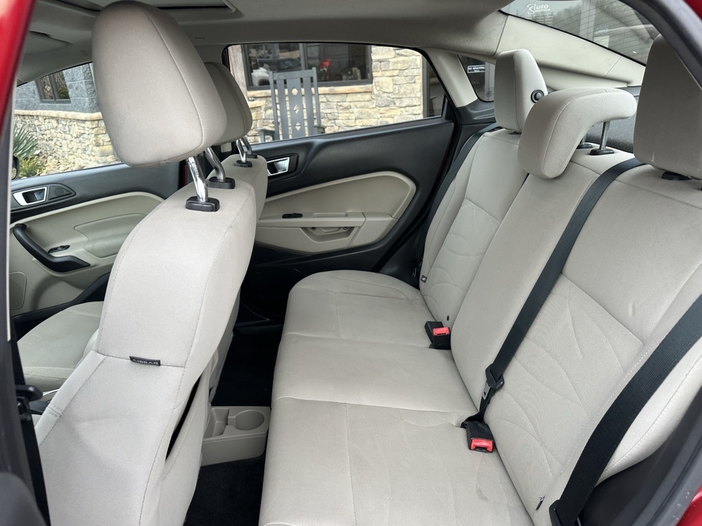 Ford Fiesta 4dr Sdn SE 2016