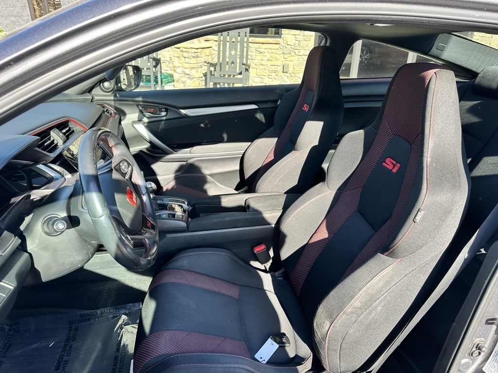Honda Civic Si Coupe Manual w/Summer Tires 2020