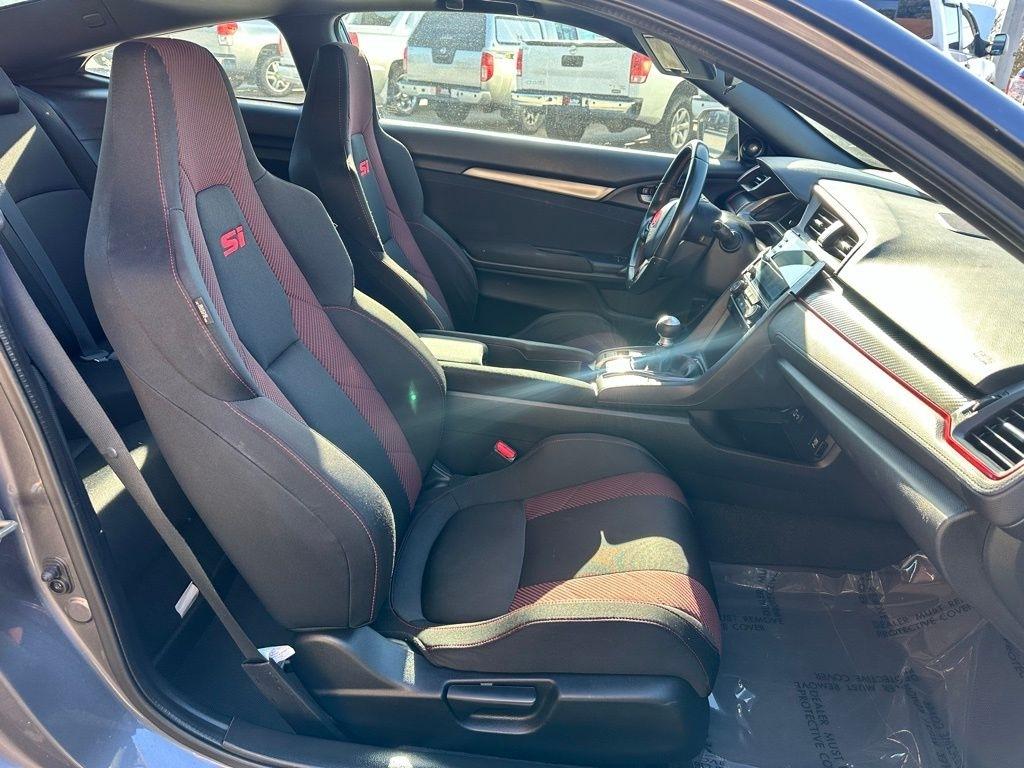 Honda Civic Si Coupe Manual w/Summer Tires 2020