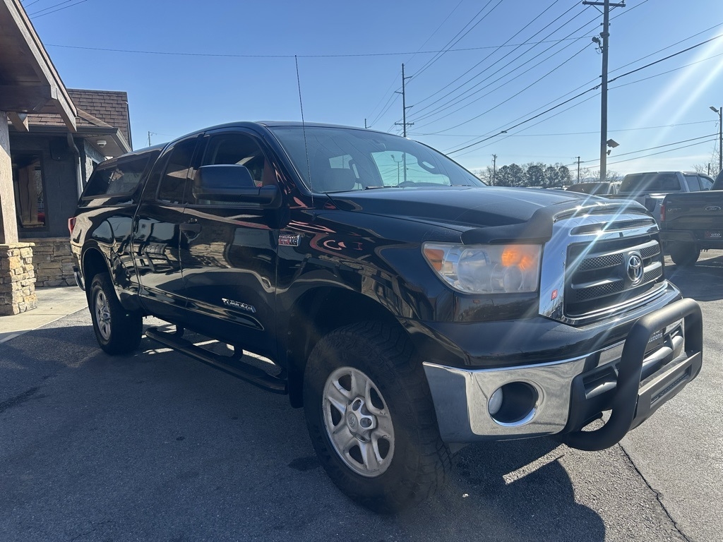 Toyota Tundra 4WD Truck Double Cab 5.7L V8 6-Spd AT (Natl) 2012
