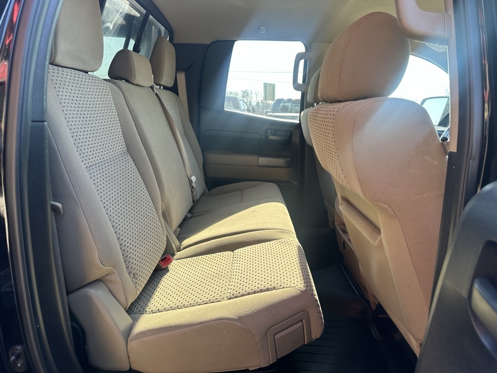 Toyota Tundra 4WD Truck Double Cab 5.7L V8 6-Spd AT (Natl) 2012