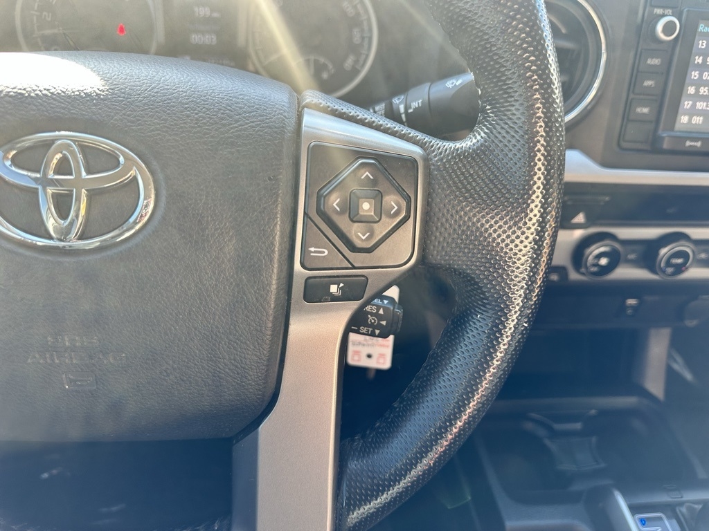 Toyota Tacoma TRD Off Road Double Cab 5' Bed V6 4x4 MT (Natl) 2017