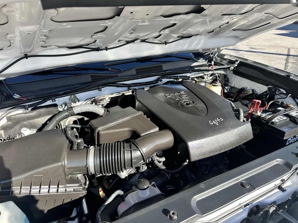 Toyota Tacoma TRD Off Road Double Cab 5' Bed V6 4x4 MT (Natl) 2017