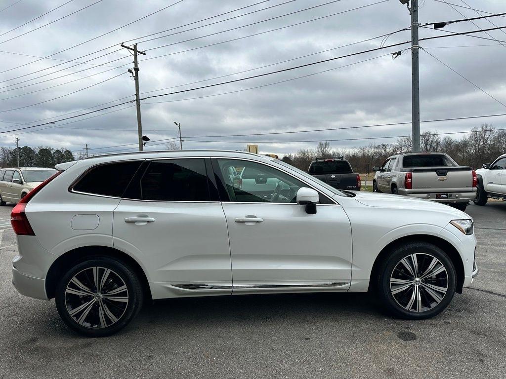 Volvo XC60 B5 AWD Plus Bright Theme 2023