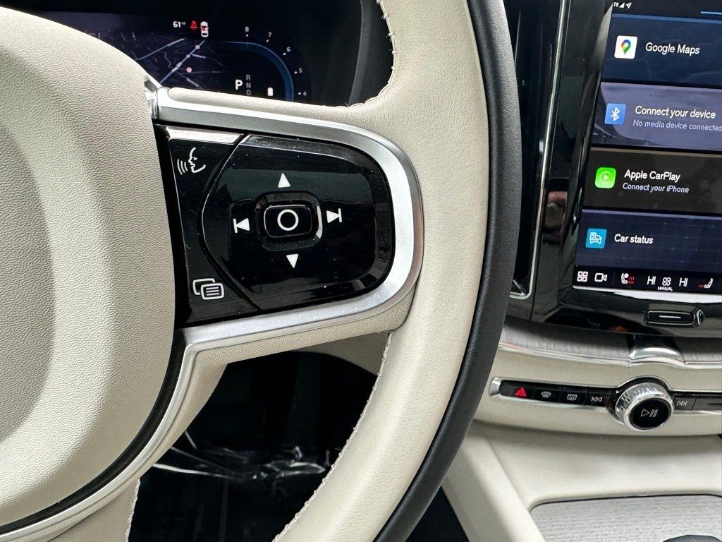 Volvo XC60 B5 AWD Plus Bright Theme 2023