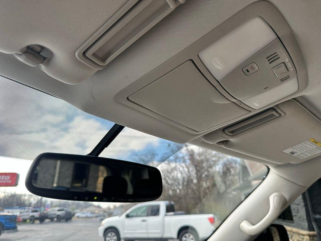 Nissan Armada 4x2 SV 2018