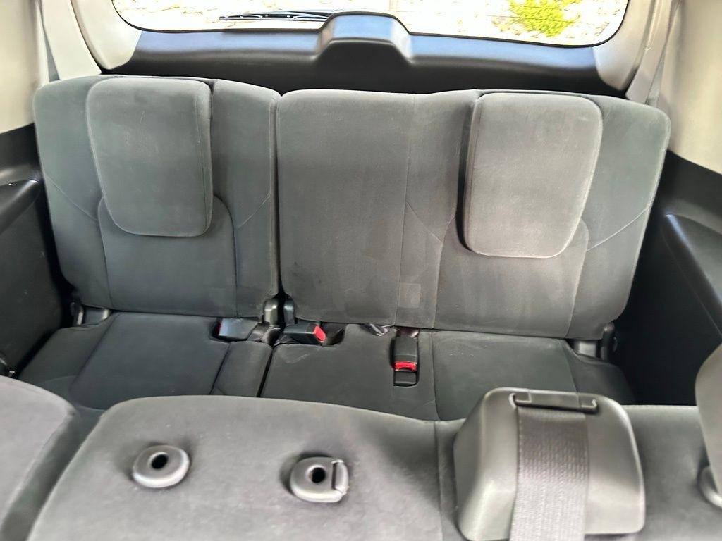 Nissan Armada 4x2 SV 2018