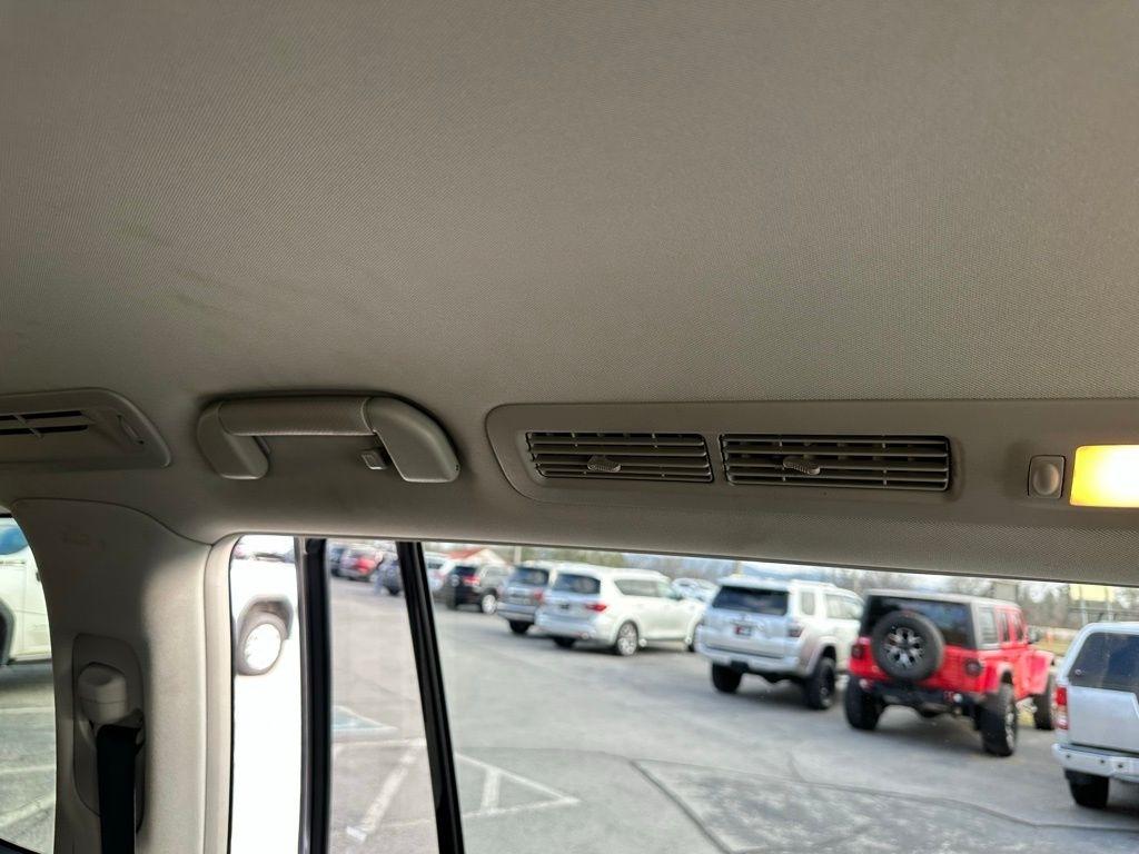 Nissan Armada 4x2 SV 2018