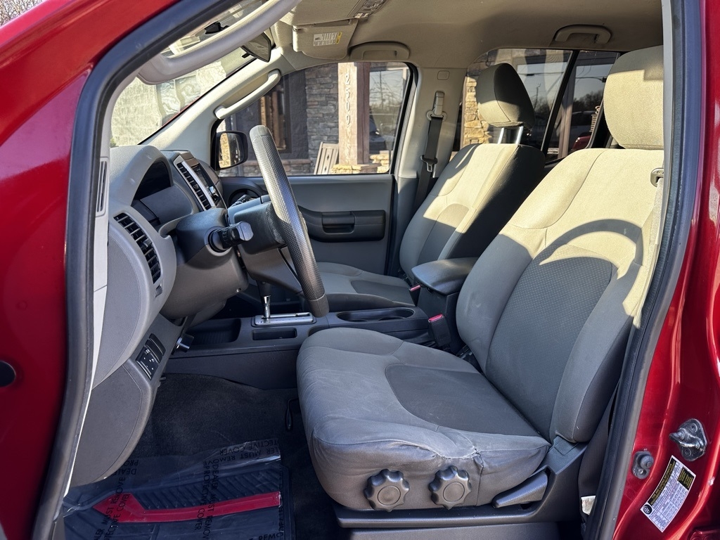 Nissan Xterra 4WD 4dr Auto S 2012