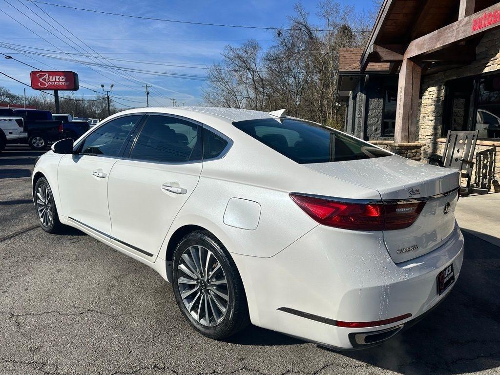 Kia Cadenza Premium Sedan 2017