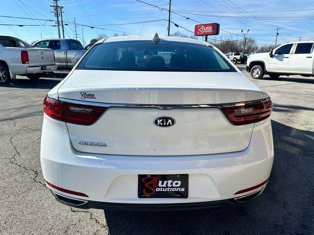 Kia Cadenza Premium Sedan 2017