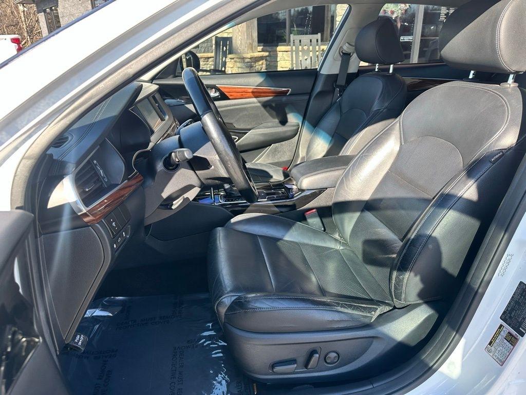 Kia Cadenza Premium Sedan 2017