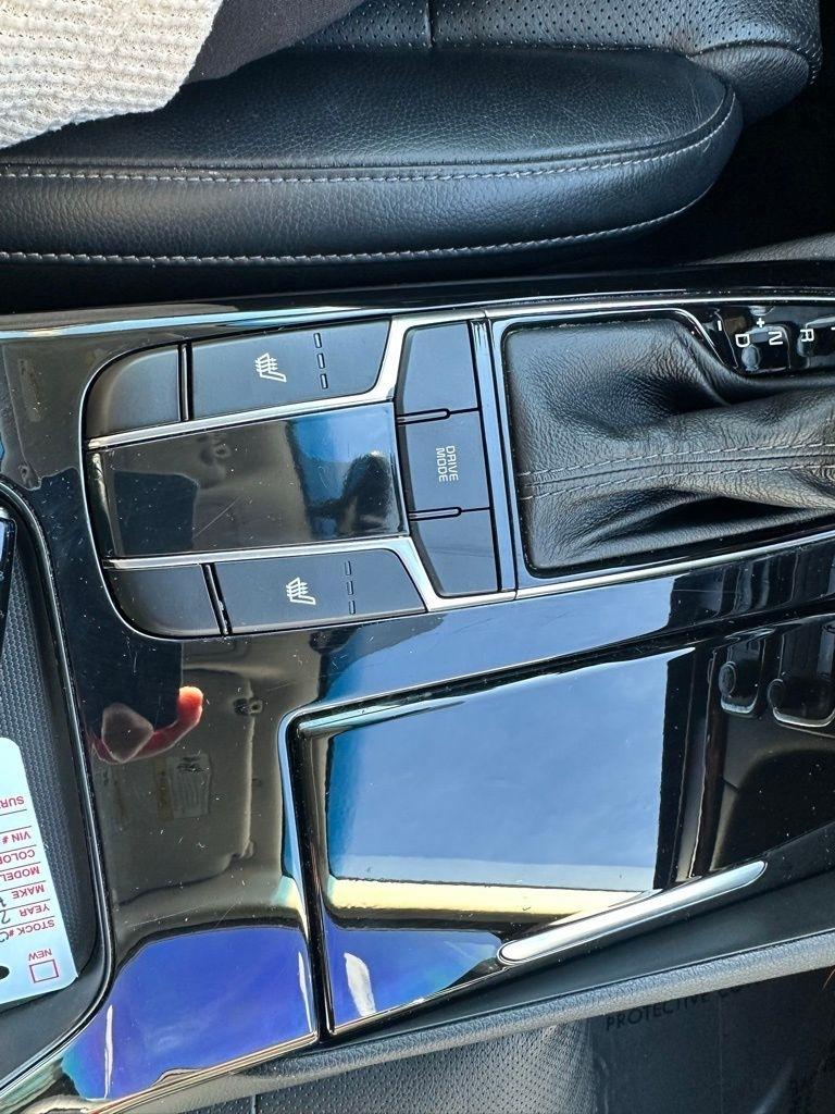 Kia Cadenza Premium Sedan 2017