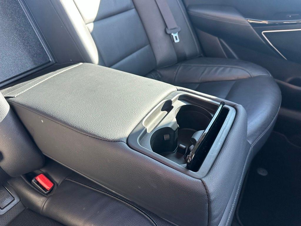 Kia Cadenza Premium Sedan 2017