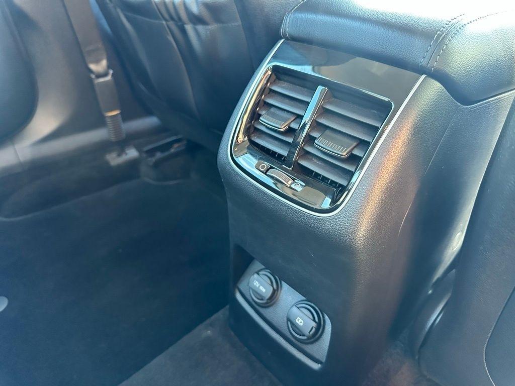 Kia Cadenza Premium Sedan 2017