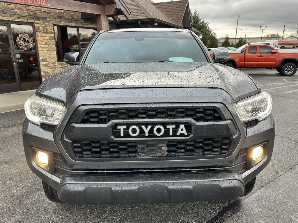 Toyota Tacoma TRD Off Road Double Cab 5' Bed V6 4x4 MT (Natl) 2018