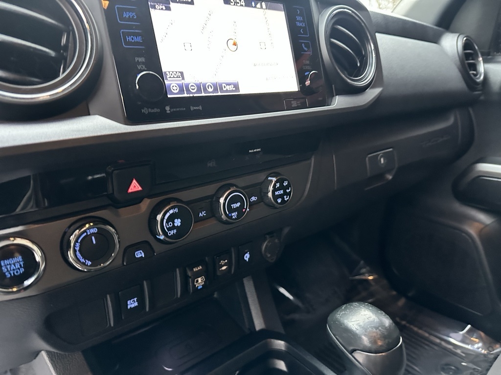 Toyota Tacoma TRD Off Road Double Cab 5' Bed V6 4x4 MT (Natl) 2018