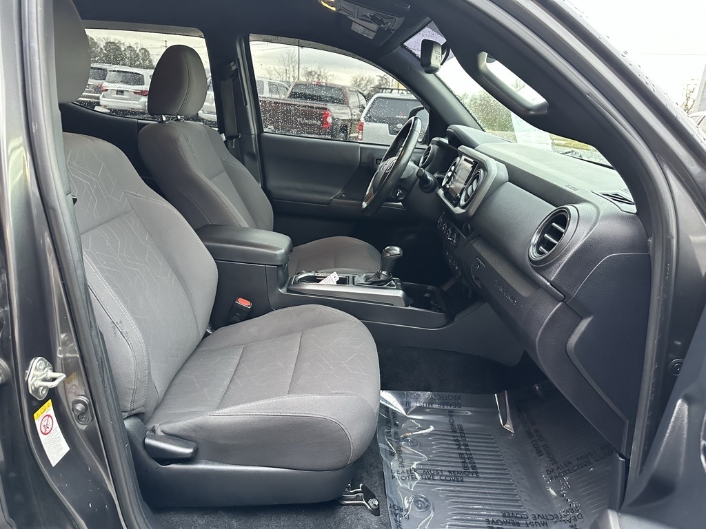 Toyota Tacoma TRD Off Road Double Cab 5' Bed V6 4x4 MT (Natl) 2018