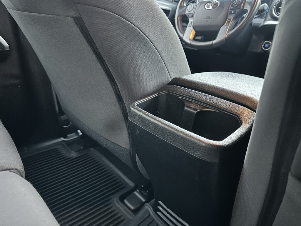 Toyota Tacoma TRD Off Road Double Cab 5' Bed V6 4x4 MT (Natl) 2018