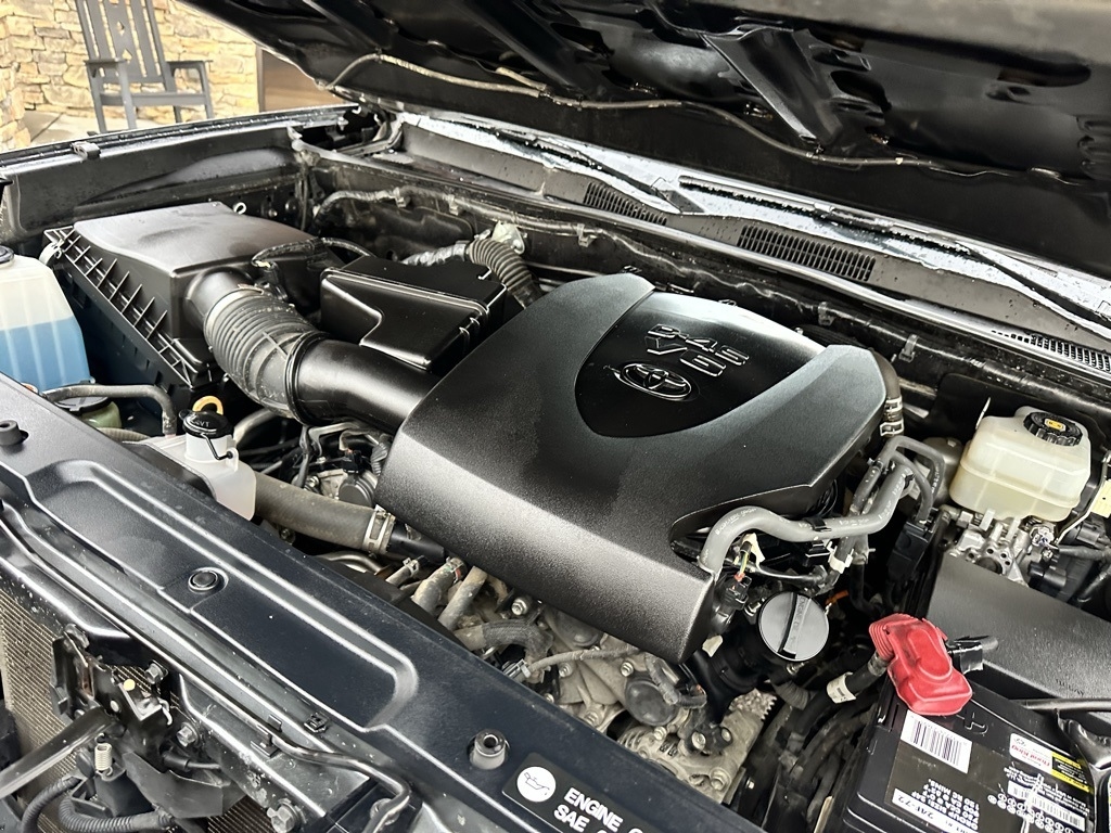 Toyota Tacoma TRD Off Road Double Cab 5' Bed V6 4x4 MT (Natl) 2018