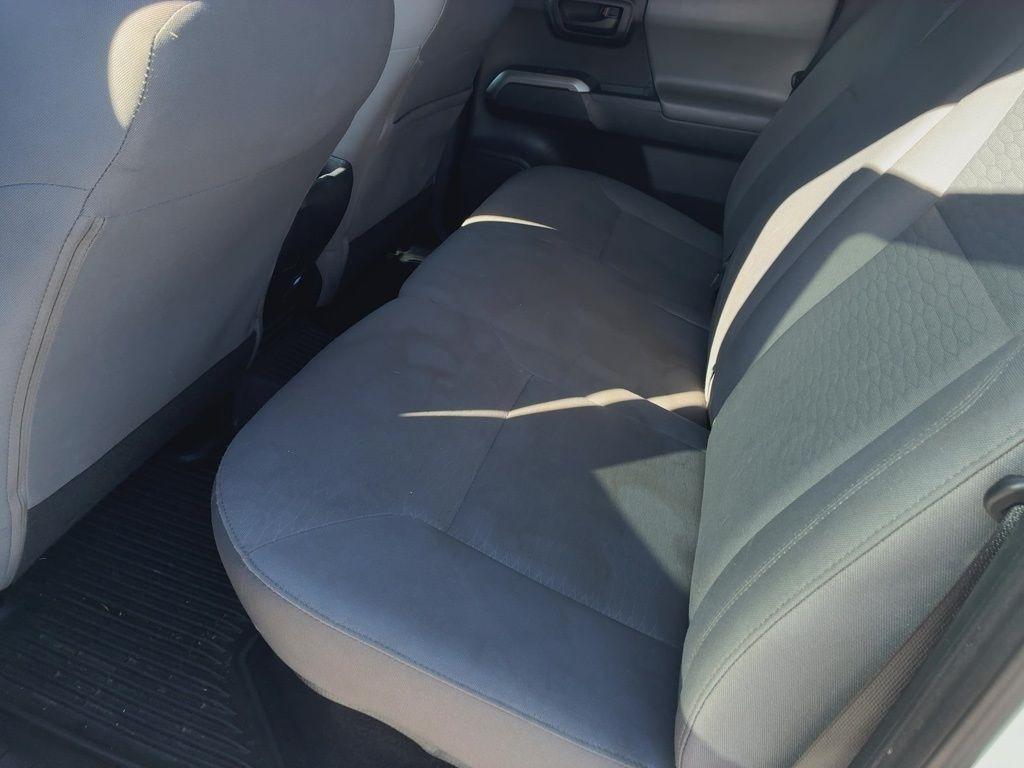 Toyota Tacoma 2WD TRD Off Road Double Cab 5' Bed V6 AT (Natl) 2019